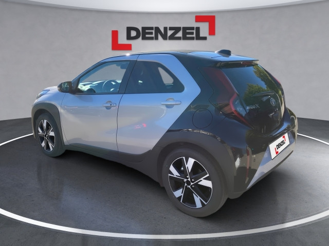 Bild 2: Toyota Aygo X 5-Türer Teamplayer 1,5 l Hybrid Stufenlose
