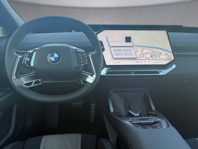 Bild 5: BMW iX3 40