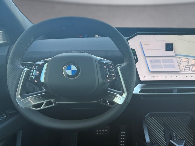 Bild 6: BMW iX3 40