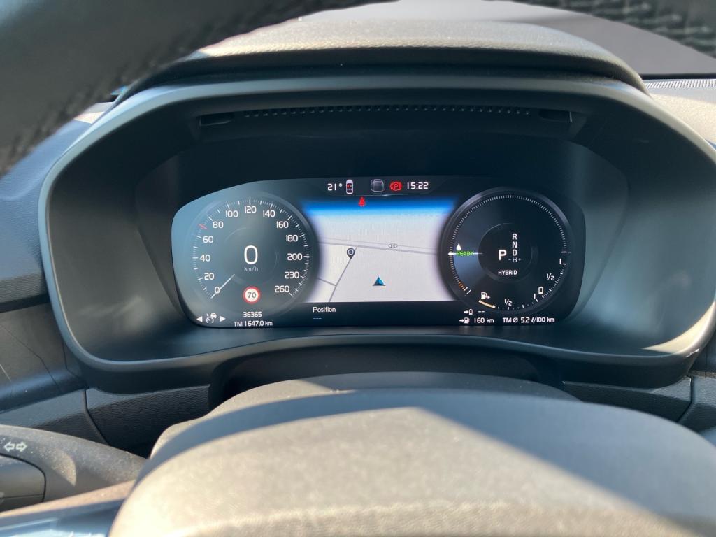 Bild 9: VOLVO PKW XC40 Recharge Plus, T4 Plug-in Hybrid, Elektrisch/Benzin, Da