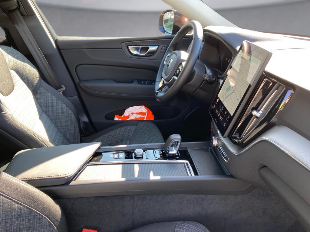 Bild 10: VOLVO PKW XC60 B5 AWD Mild Hybrid Benzin Core