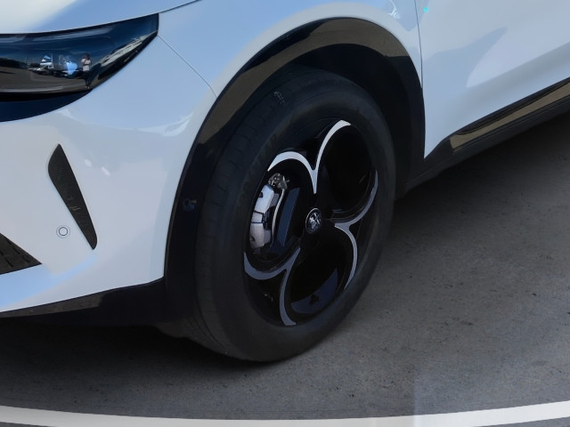 Bild 7: Alfa Junior Ibrida 1.2 Hybrid eDCT6