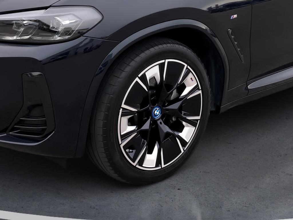 Bild 7: BMW iX3 M 73,8kWh Sport