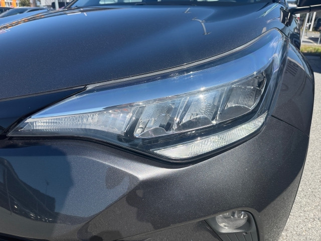 Bild 3: Toyota C-HR - 1,8l Hybrid