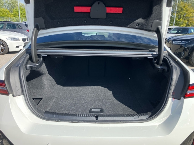 Bild 12: BMW i5 eDrive40 Limousine G60 HA0