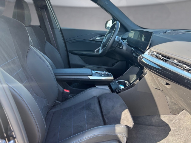 Bild 10: BMW iX1 eDrive20 U11 HB0