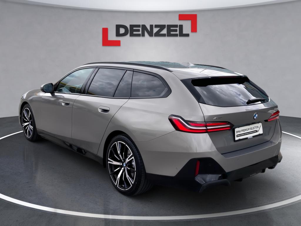 Bild 2: BMW 520d xDrive Touring G61 B47