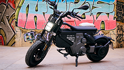 BMW Motorrad CE 02