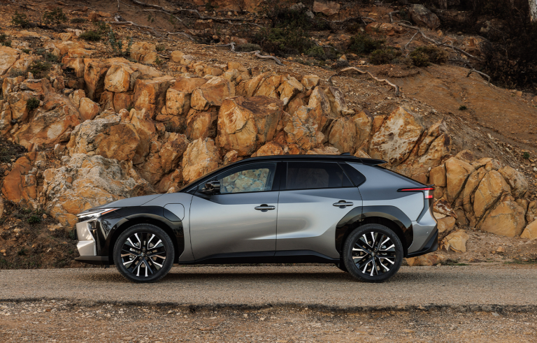 Toyota bZ4X Seitenansicht