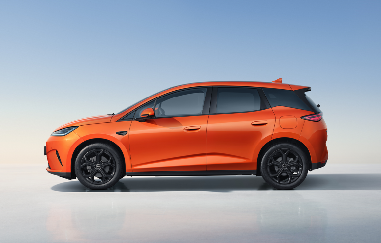 BYD Dolphin G DM-i Seitenansicht