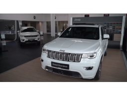 Jeep Grand Cherokee Overland