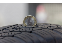 Reifenprofiltiefe messen